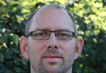 Han vil til reversere snodig løsning