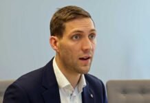 Rovdyr og nødverge: Eriksen vurderer mulig kursjustering